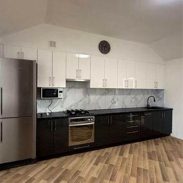 VIP РАЙОН! Здається 2-км квартира + кухня студія