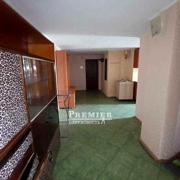 2 комнатная квартира 64м Ремонт  ул. Тополевая