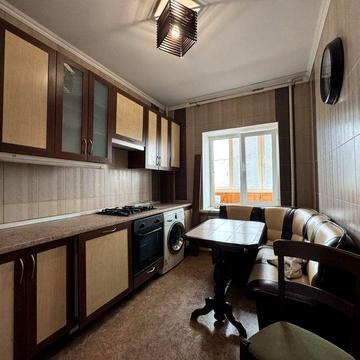 Здається в оренду 3-х кімн.квартира по вулиці Бабкіна 12