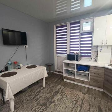 Продам 2к Виставка, Рауш, терміново!