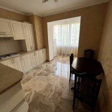 Здається простора однокімнатна квартира 48м2. ЖК Софіівський квариал