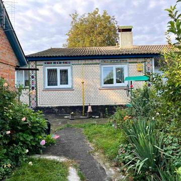 Частина будинку в місті Гнівань