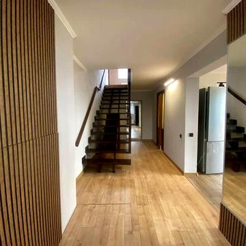 Довгострокова оренда будинку в Камянському.