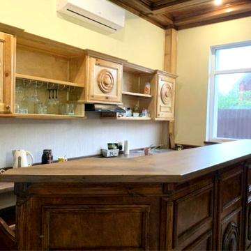 Оренда будинку Можливо під офіс, для сім’ї