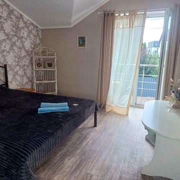 Будинок з 5 спальнями на метро Осокорки