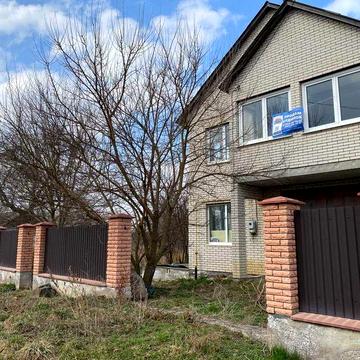 Продається 2 поверховий будинок в Літині 2342