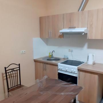 Рональда Рейгана вул., 40