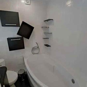 Комунальні враховані, квартира вільна, Власник