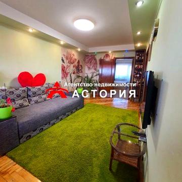 Простора 3-кімнатна квартира