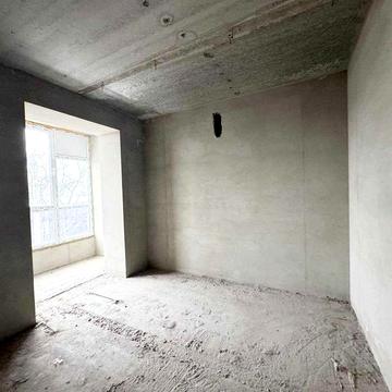 Готова до ремонту однокімнатна квартира 37м2 в центральній частині міста