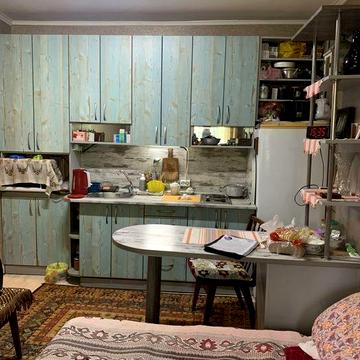 Продам  1 кв в цегляному будинку на Ковпака