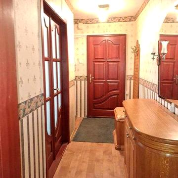 Здається в оренду 1-кімн. кв., пл. 700-річчя