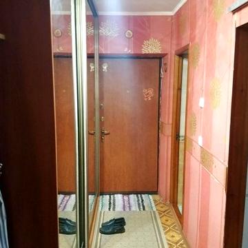 Продам двухкомнатную  квартиру. 50000 долл США,торг.