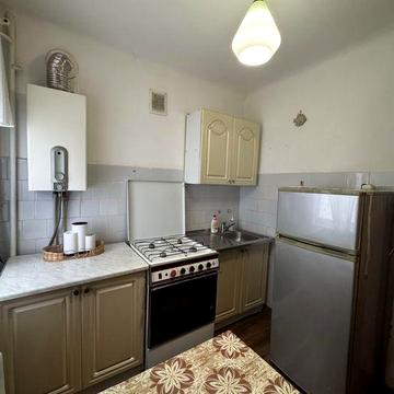 2-кім.кв.вул. Ленкавського. Вільна.