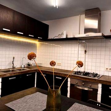 Стильна квартира біля метро Дарниця, Чернігівська