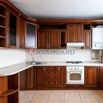 Продається квартира 121,8 кв.м Буча, Ірпінь, своє паркомісце