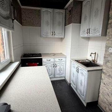 Продам 3-х комнатную на поселке Строителей