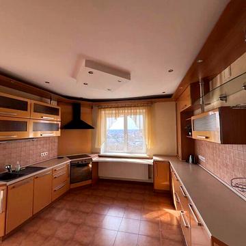 Продаж 3к Квартира Героїв Майдану вулиця