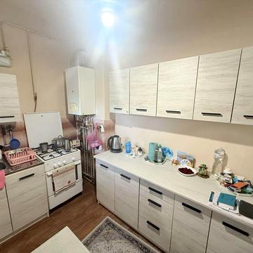 Оренда  1к квартира, центр, Парканія