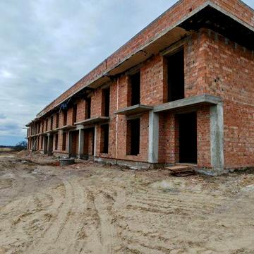 Продається 4 кімнатний таунхаус на стадії будівництва