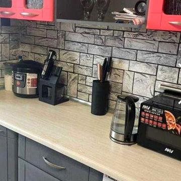 Однокімнатна квартира на Заболотного . Гарна локація .