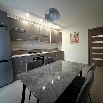 Оренда однокімнатної квартири на вул.Карла Мікльоша. Від власника, без комісії.