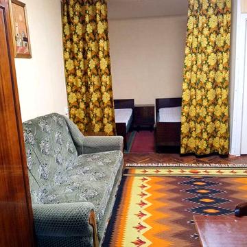 Оренда  1-кім квартири вул М. Бажана, 9В поруч з метро Вирлиця