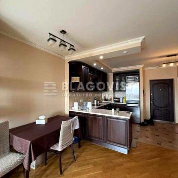 Центр!ЖК Голосіїво простора 2К/59м2 ремонт  світла тепла зручна! ЖК Голосіїво