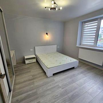 Карпатська 1-к Центр на короткий термін