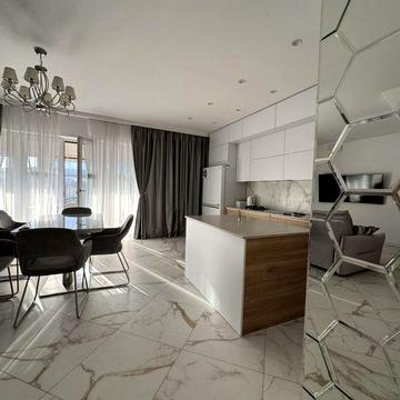 Продаж просторого танхаусу/ котеджу/ будинку