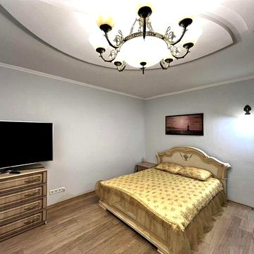 Здам 1к квартиру М Лівобережна 5хв. Шептицького 10