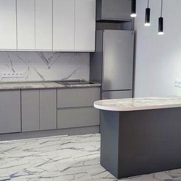 Продаж  3 кім. квартири  в центрі біля метро Золоті Ворота