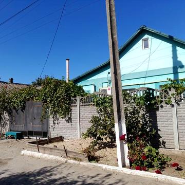 Продам свой дом с гаражом и летней кухней