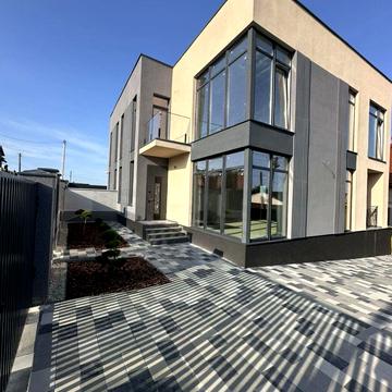 Хустський, 2