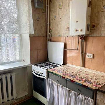 Продам 2 кімнатну квартиру в цегляному будинку на Привокзальной Є- відновлення