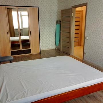 Чубинського вул., 8-Б