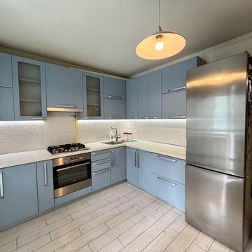 Простора 1-кімнатна квартира 51.5 м² | З меблями та технікою