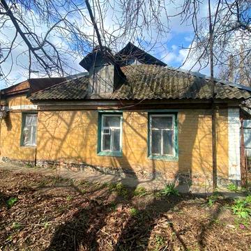 Продам частину будинку в Київському районі міста