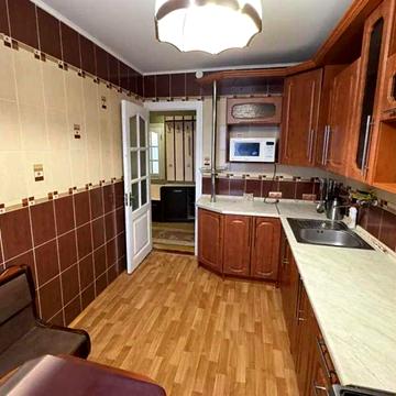 Продам 3К квартиру в цегляному будинку. Автономне газове. Центр міста