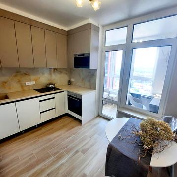 Набережно-Рибальська вул., 27