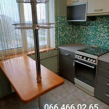 Продам квартиру з ремонтом на Лушпи