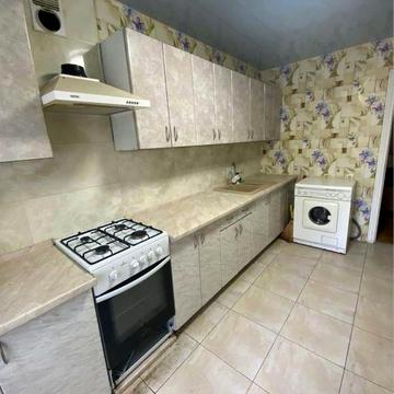 Продаж роздільної 4 кімнатної квартири