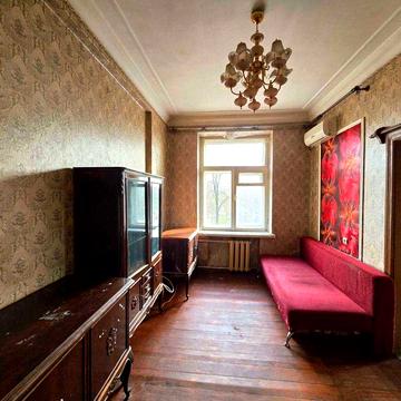 Продам трехкомнатную сталинку ул. Южноукраинская без ремонта