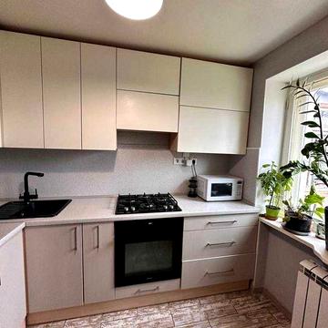 Центр міста 2кімнатна к вартира з ремонтом