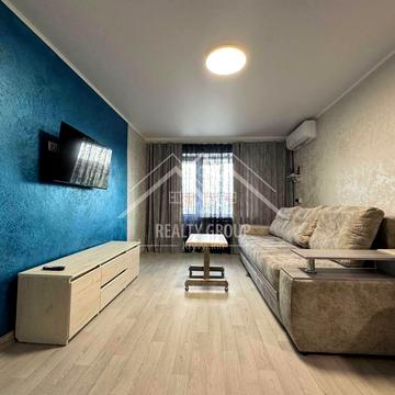 Центральний просп. (Лермонтова), 1