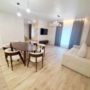 Продам, можливо викуп нового таунхауса з меблями та технікою на Ковалівці.