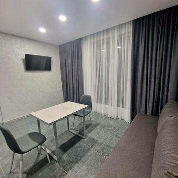 Здам простору 2к. квартиру, 12 квартал, Мирне,