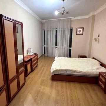 Здається 2-кімнатна квартира,вул. Дмитрівська,82