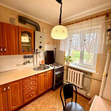 Двухкомнатная район 7-я Пересыпская. АГВ. К Морю 15 мин.