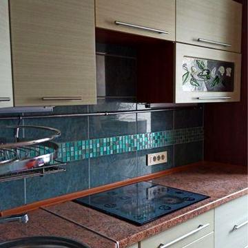 Срочно 2 разд КОРОЛЕВА/ Левитана , балкон застеклен, можно ЖИВОТНЫМИ